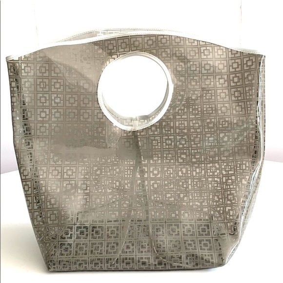 Trina Turk Mykonos Beach Pool Cabana Tote & Pouch - Picture 3 of 8